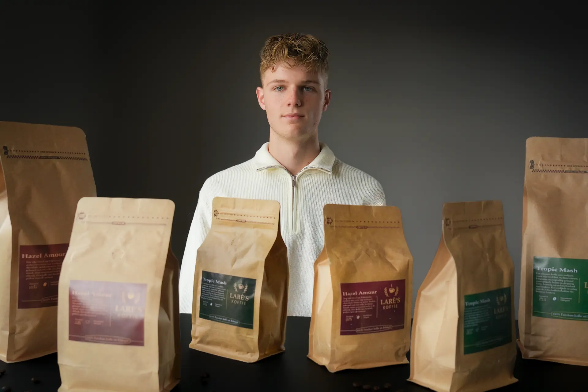 Lars Hazeleger, oprichter van Larè's Koffie